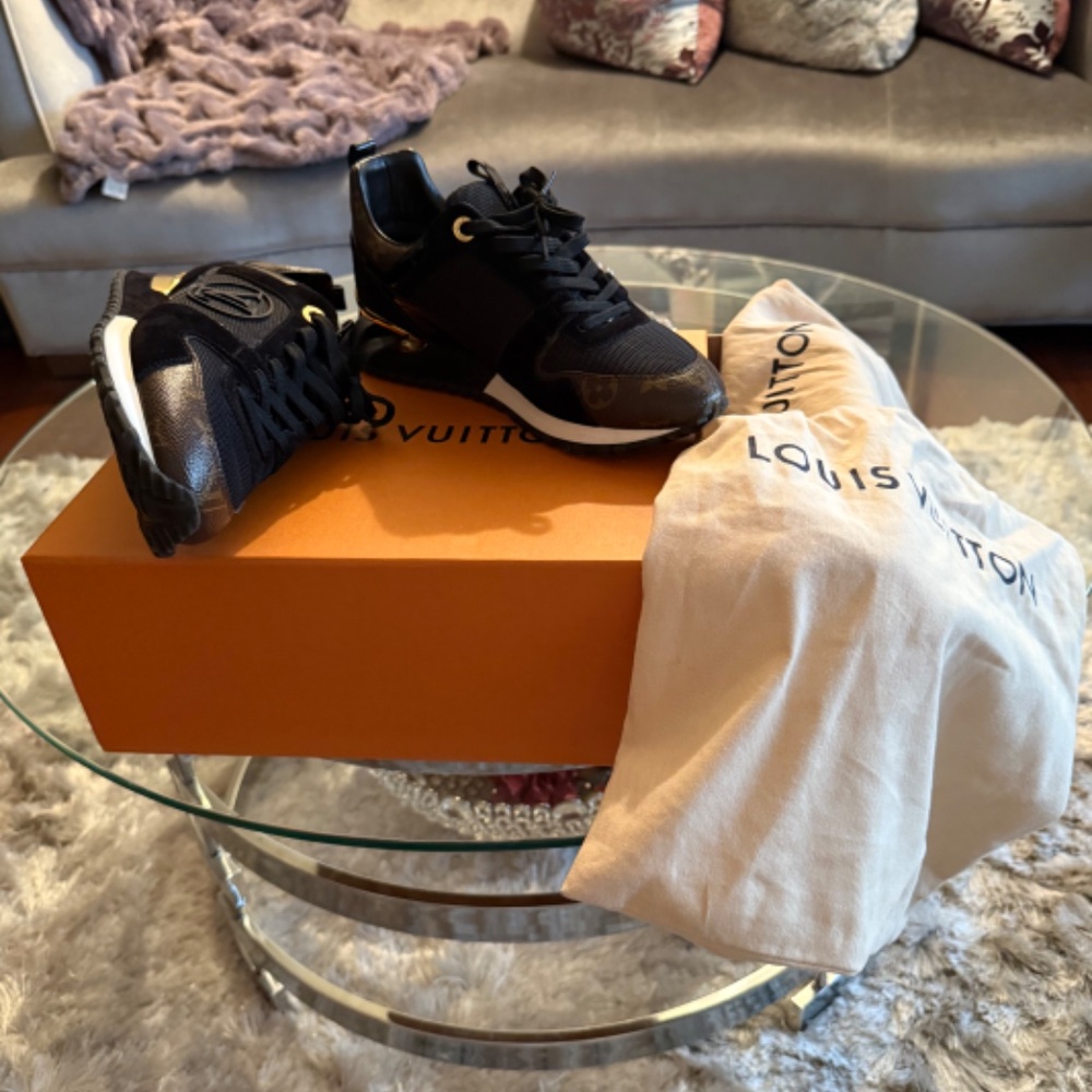 Women's Black Louis Vuitton Sneakers 37.5 - Picture 5 of 5